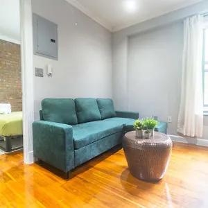 Upper East Side Manhattan Apartment